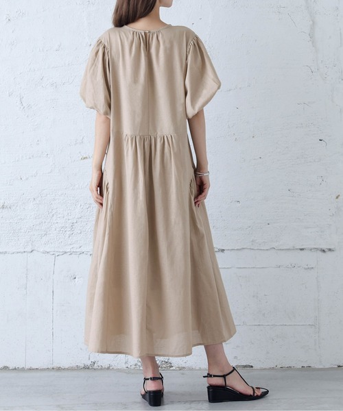 AMELY(エミリー)の「ボリュームスリーブワンピース(ワンピース・レディース・ブラック/カーキブラウン・フリー)」の8枚目の写真
