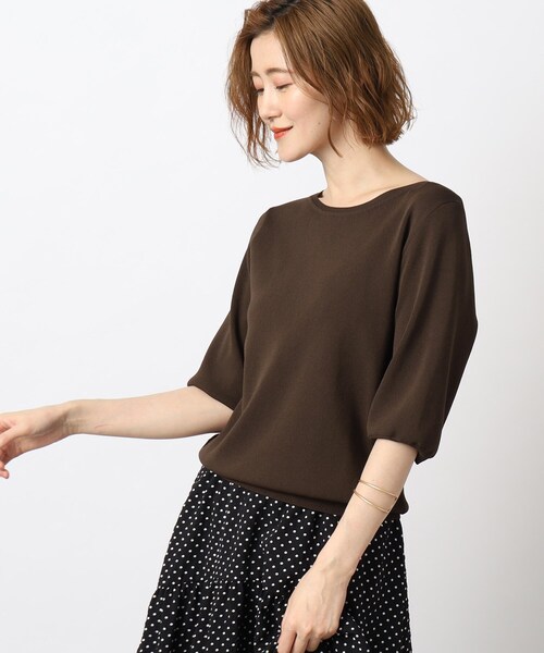 grove(グローブ)の「◆気取らず着れてキレイが叶う!やわらかドライタッチニットパフ袖(ニット/セーター・レディース・ブルー/オフホワイト/ブラック/ホワイト系5/ブラウン系・02/03/01/05/04)」の4枚目の写真