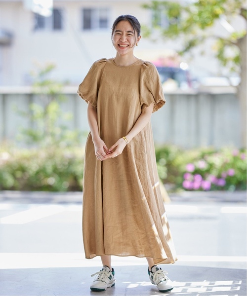 JOURNAL STANDARD(ジャーナルスタンダード)の「《追加2》リネンパフスリーブマキシワンピース(ワンピース・レディース・ブラック/ベージュ/アーミー・38/36)」の4枚目の写真