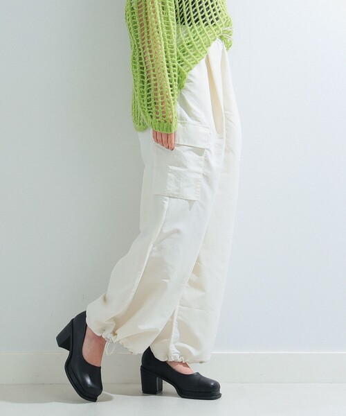 Ray BEAMS（レイビームス）の「ワイド カーゴ パンツ（カーゴパンツ・レディース・ピンク/オフホワイト/ブラック・0/1）」の14枚目の写真