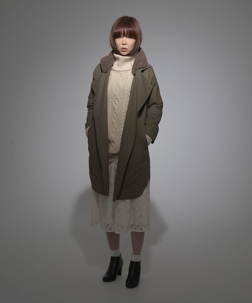 CAROLINA GLASER（カロリナ グレイサー）の「CAROLINA GLASER / ボアニット ワンピース（ワンピース・レディース・クリーム/ネイビー・ONE SIZE）」の18枚目の写真