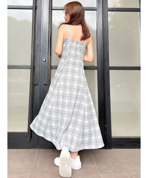 RESEXXY（リゼクシー）の「ポンチフレアキャミワンピース（ワンピース・レディース・その他1/ブラック・FREE）」の8枚目の写真