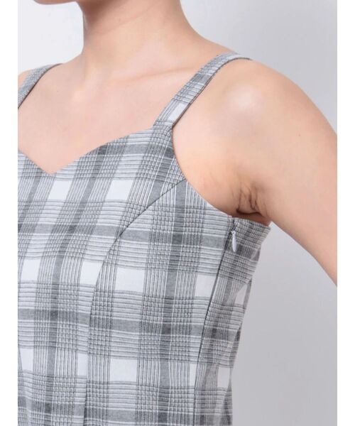 RESEXXY（リゼクシー）の「ポンチフレアキャミワンピース（ワンピース・レディース・その他1/ブラック・FREE）」の21枚目の写真