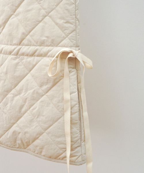 flower（フラワー）の「キルティングリボンベスト2（ベスト・レディース・アイボリー・FREE）」の14枚目の写真