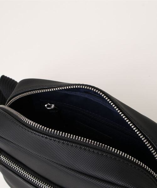 LACOSTE（ラコステ）の「《LACOSTE》REPORTER BAG / MENS CLASSIC（ショルダーバッグ・レディース・ブラック/グリーン・フリー）」の5枚目の写真