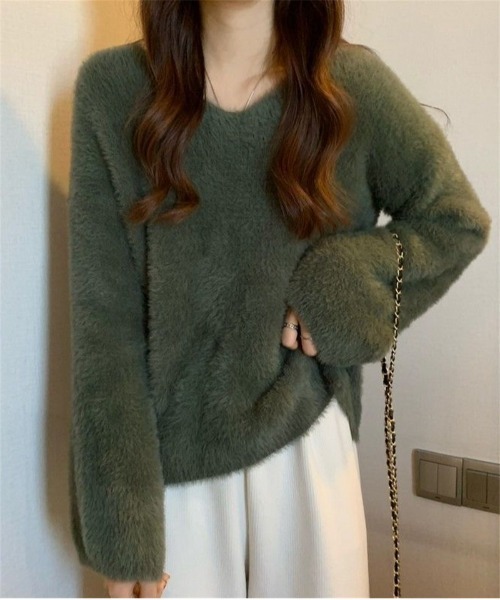 Ritzy(リッツィー)の「もこもこ Vネックニット(ニット/セーター・レディース・ピンク/ライトピンク/カーキ/ベージュ/ホワイト・FREE)」の1枚目の写真