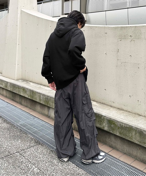 sedacle（セダクル）の「グラデーションロゴパーカー（パーカー・メンズ・ブラック/ベージュ・MEDIUM/LARGE）」の10枚目の写真