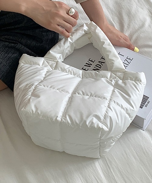 超希少 美品ホワイト キルティング ハンドバッグ* ホワイト キルティング ハンドバッグ