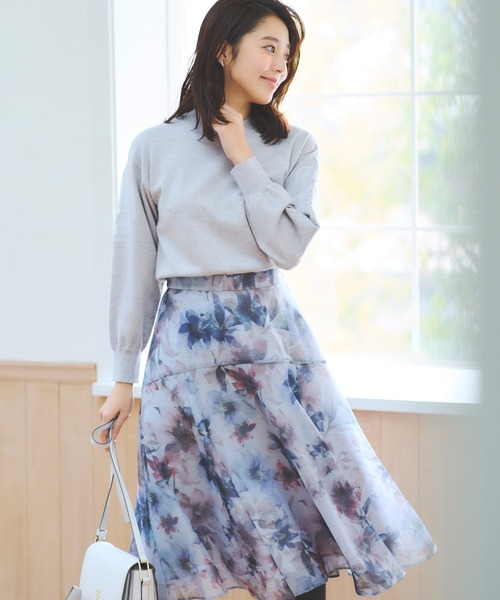 LAISSE PASSE(レッセパッセ)の「シャドウフラワープリントスカート(スカート・レディース・ライトグレー/スモークピンク・SMALL/MEDIUM)」の20枚目の写真