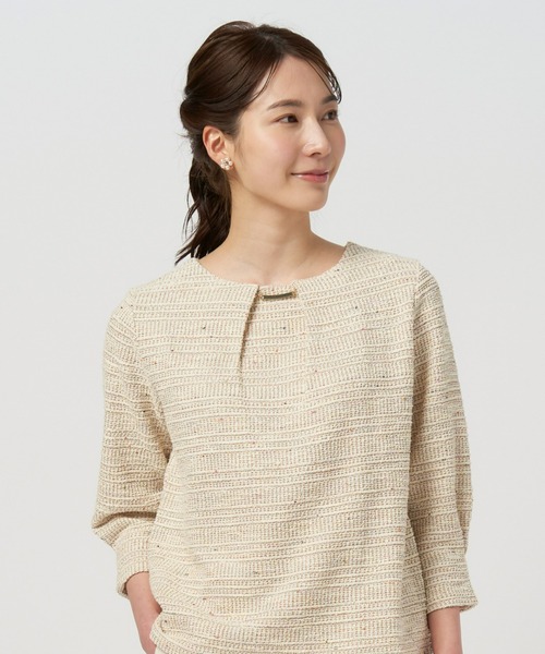 TOKYO SHIRTS（トウキョウシャツ）の「チャーム付きツイードプルオーバー（シャツ/ブラウス・レディース・ブラック/ベージュ・M/L/LL）」の2枚目の写真