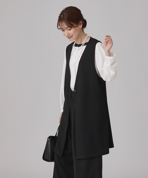 SHOO・LA・RUE(シューラルー)の「【通勤/デイリー/セットアップ可】マルチに使える カットジョーゼット ジレ(ベスト・レディース・ベージュ系その他7/ブラック系3・02/03/04)」の8枚目の写真