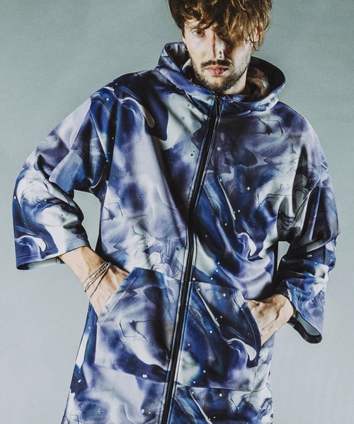 NO ID.（ノーアイディ）の「マーブルプリントBIG-ZIPパーカ（パーカー・メンズ・ブラック/パープル/グレー・ONE SIZE）」の2枚目の写真