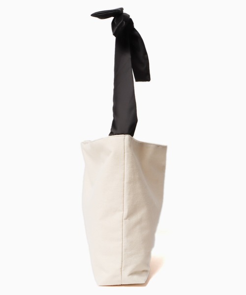 Chick（チック）の「リボンワンハンドルバッグ（ハンドバッグ・レディース・ホワイト・FREE）」の4枚目の写真