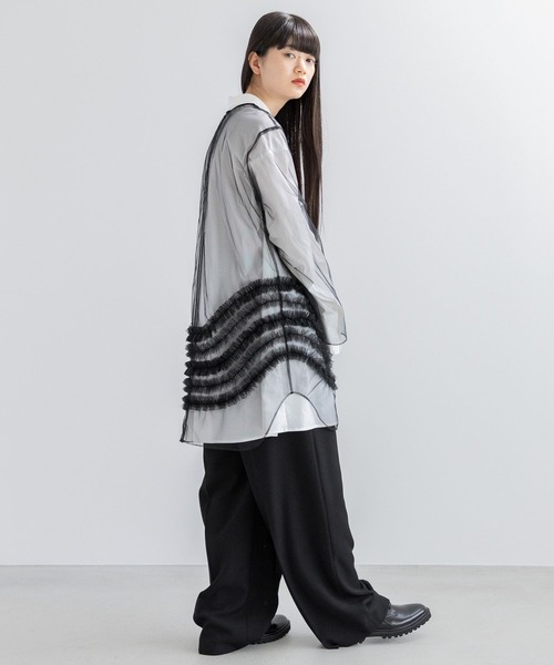 yuw（ユウ）の「チュールフリルチュニック　110381（シャツ/ブラウス・レディース・ホワイト/ブラック・FREE）」の14枚目の写真