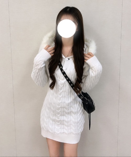 Chick(チック)の「▲フード付きケーブルニットミニワンピース(ニット/セーター・レディース・ホワイト/ピンク/ブラック・M/L)」の19枚目の写真