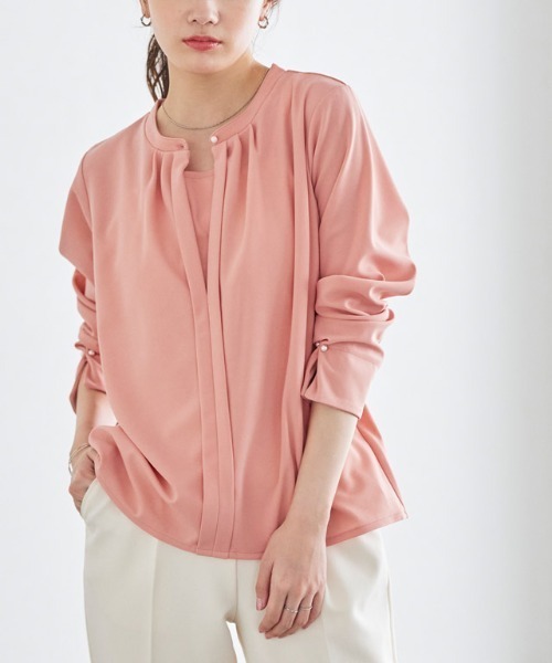 Pierrot（ピエロ）の「2wayネックデザインTブラウス（シャツ/ブラウス・レディース・ネイビー/ピンク系その他/ブラック/オフホワイト/グレー/ブルー/ライトブルー・M/L）」の7枚目の写真