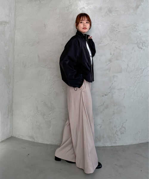 feepur(フェピュール)の「スタンドナイロンコードジャケット(ナイロンジャケット・レディース・ブラック/アイボリー・MEDIUM)」の6枚目の写真