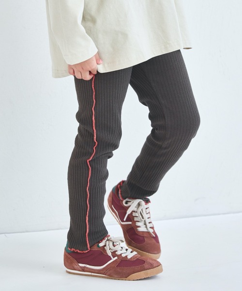 pairmanon（ペアマノン）の「【リブコットン100】配色メロー 10分丈 リブレギンス（その他パンツ・キッズ・ブルー系その他/パープル/ホワイト系その他/ピンク/テラコッタ/アイボリー/ライトベージュ/ライトイエロー/ブルー/ブルー系その他3/ピンク系その他/ブラック系その他2/ブラック系その他/ホワイト系その他2/レッド系その他/パープル系その他2/ホワイト系その他3/ベージュ/ホワイト系その他4/ブラック系その他3/ベージュ系その他/ブラウン/グリーン系その他/ピンク系その他2/ホワイト/ブラック/スモークピンク/ブラウン系その他/ブルー系その他4/チャコールグレー/オフホワイト/ブラック系その他4/ベージュ系その他2/レッド系その他2・100/110/120/130/140/150/90）」の15枚目の写真