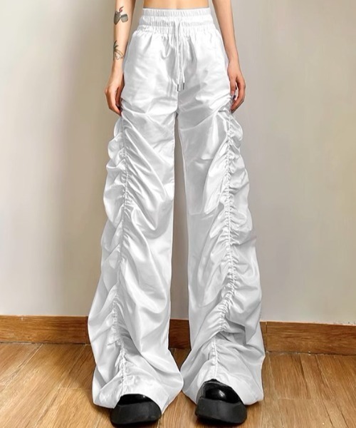 .KOM（ドットコム）の「A'GEM/9 × .kom 『.KOM/ドットケーオーエム』 シャーリングワイドパンツ（その他パンツ・レディース・ホワイト/ブラック・S）」の17枚目の写真