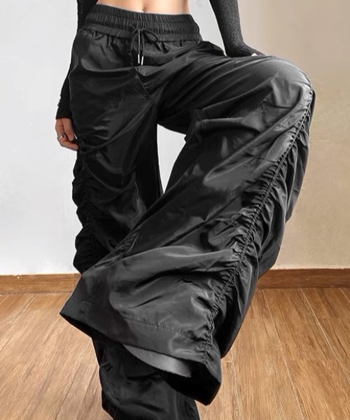 .KOM（ドットコム）の「A'GEM/9 × .kom 『.KOM/ドットケーオーエム』 シャーリングワイドパンツ（その他パンツ・レディース・ホワイト/ブラック・S）」の13枚目の写真