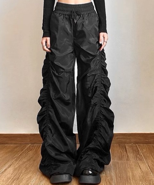 .KOM（ドットコム）の「A'GEM/9 × .kom 『.KOM/ドットケーオーエム』 シャーリングワイドパンツ（その他パンツ・レディース・ホワイト/ブラック・S）」の11枚目の写真