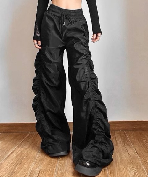 .KOM（ドットコム）の「A'GEM/9 × .kom 『.KOM/ドットケーオーエム』 シャーリングワイドパンツ（その他パンツ・レディース・ホワイト/ブラック・S）」の12枚目の写真