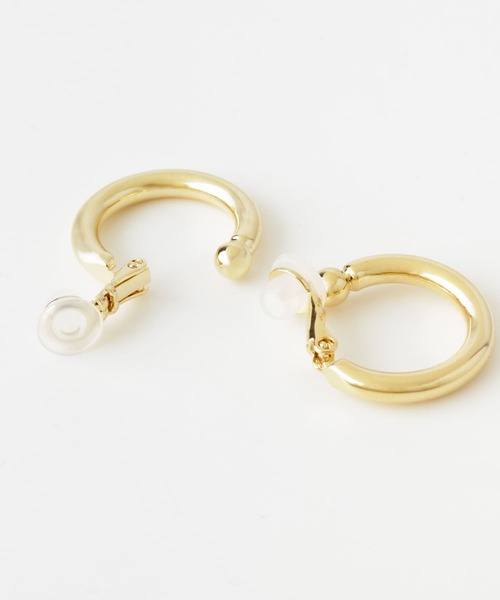 URBAN RESEARCH Sonny Label（アーバンリサーチサニーレーベル）の「フープイヤリング（イヤリング・レディース・ゴールド/シルバー・ONE）」の5枚目の写真