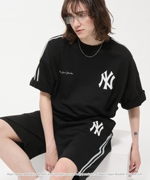 MLB（メジャーリーグベースボール）の「MLB メジャーリーグベースボール 別注 セットアップ ワッペン刺繍  サイドライン ビッグシルエット半袖プルオーバースウェット&ショートパンツ（セットアップ）」