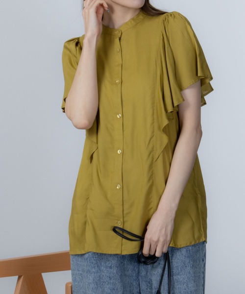 Howdy Marie(ハウディ―マリー)の「Howdy Marie インドレーヨン 袖フレア ラッフルシャツ(シャツ/ブラウス・レディース・ホワイト/グリーン系その他/マスタード・フリー)」の3枚目の写真