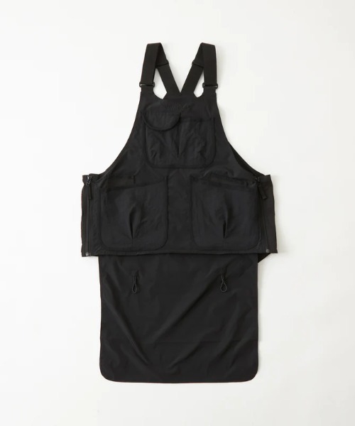 WHITE MOUNTAINEERING(ホワイトマウンテニアリング)の「WM×GRIPSWANY'APRON VEST'(ベスト・メンズ・ブラック/ベージュ・M/L)」の13枚目の写真