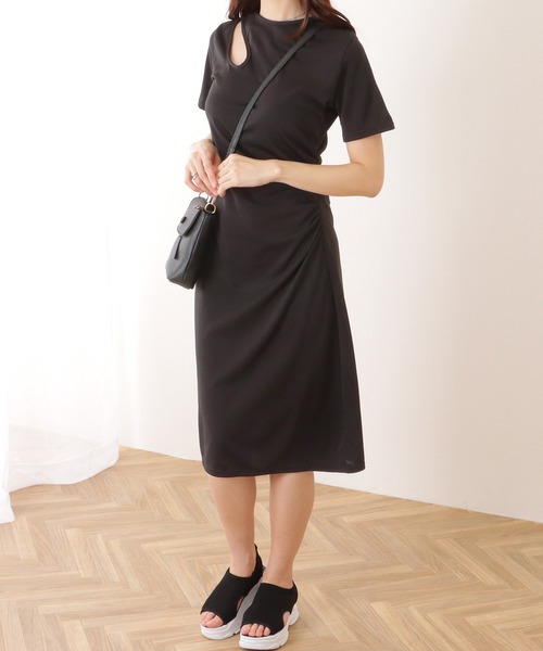 Lace Ladies(レースレディース)の「ウエスト ギャザー カットアウト 半袖 ミディ ワンピース(ワンピース・レディース・ブラック/ミント・S/M/XL)」の9枚目の写真