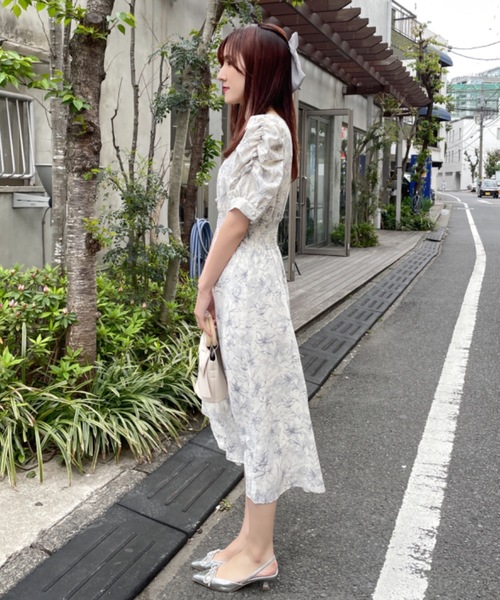 handmadeコーデュロイ花柄ギャザーワンピースfreeホワイト コーデュロイ花柄ギャザーワンピースfree ワンピース momo 通販