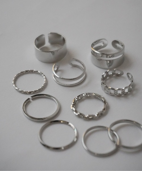 Port(ポート)の「【 Port / ポート 】 10点セット シンプル デザイン リング(リング・レディース・ゴールド/シルバー/ブラック/ゴールド系その他/シルバー系その他/ブラック系その他/シルバー系その他2/ゴールド系その他2・FREE)」の13枚目の写真