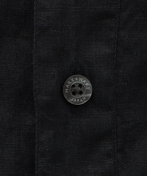 markaware（マーカウェア）の「MARKAWARE (マーカウェア) W COLLAR SHIRT LONG CLOUDY BL A24A-16SH12C（シャツ/ブラウス・メンズ・ブラック・2/3）」の7枚目の写真