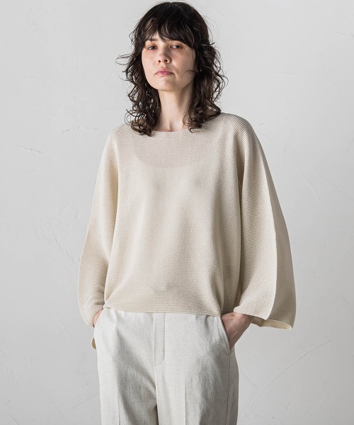la.f…(ラエフ)の「ワイドスリーブクロップドニットプルオーバー≪手洗い可能≫(ニット/セーター・レディース・グリーン/チャコールグレー/オフホワイト/ベージュ・9号)」の4枚目の写真