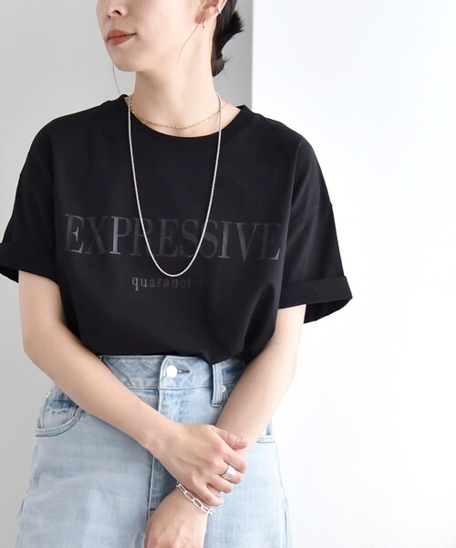 quaranciel(カランシエル)の「quaranciel:〈洗濯機可能〉クルーネック コットン ロゴ プリント TEE(Tシャツ/カットソー・レディース・ホワイト系1/ホワイト系3/ブラック/ホワイト系2・ONE SIZE)」の4枚目の写真