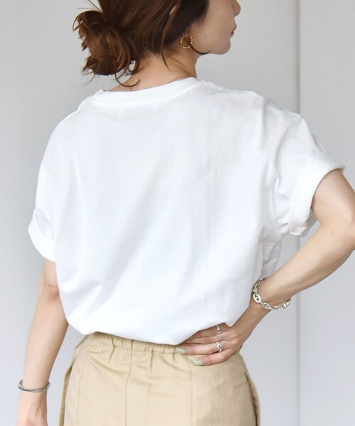 quaranciel(カランシエル)の「quaranciel:〈洗濯機可能〉クルーネック コットン ロゴ プリント TEE(Tシャツ/カットソー・レディース・ホワイト系1/ホワイト系3/ブラック/ホワイト系2・ONE SIZE)」の19枚目の写真