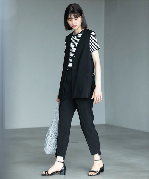 OPAQUE.CLIP（オペークドットクリップ）の「◆セットアップ対応 Vネックジレ ストレッチリネンライク【洗濯機洗い可/UVケア】（ベスト・レディース・ブラック/グレー・38/40/42）」の18枚目の写真