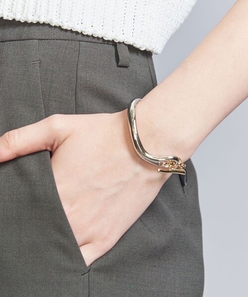 BEAUTY&YOUTH UNITED ARROWS（ビューティーアンドユースユナイテッドアローズ）の「カーブ コンビ ブレスレット（ブレスレット・レディース・その他1・FREE）」の5枚目の写真