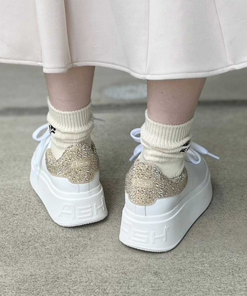 MOBY STRASS】厚底バックビジューローカットスニーカー