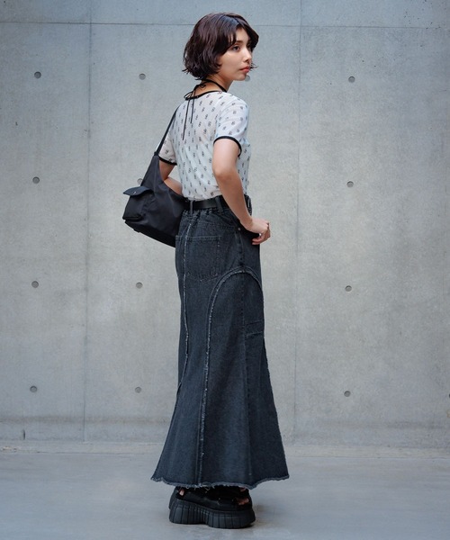 PAGEBOY(ページボーイ)の「モノグラムシアーT(Tシャツ/カットソー・レディース・オフホワイト/アイボリー/ブラック・FREE)」の5枚目の写真