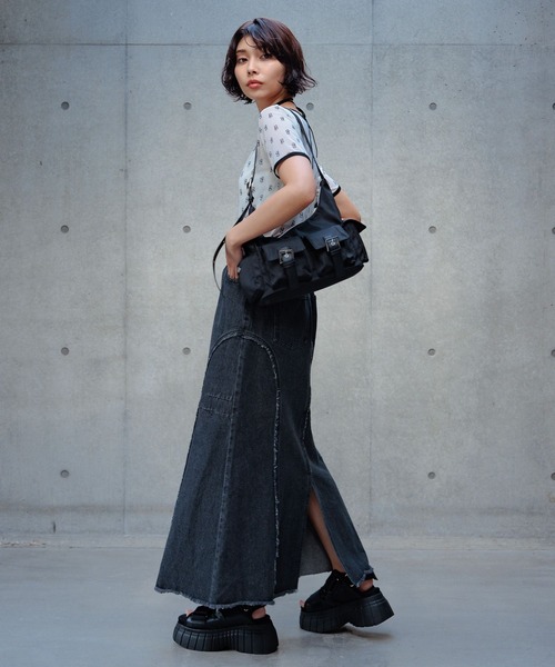 PAGEBOY(ページボーイ)の「モノグラムシアーT(Tシャツ/カットソー・レディース・オフホワイト/アイボリー/ブラック・FREE)」の6枚目の写真