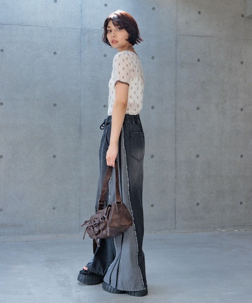 PAGEBOY(ページボーイ)の「モノグラムシアーT(Tシャツ/カットソー・レディース・オフホワイト/アイボリー/ブラック・FREE)」の11枚目の写真