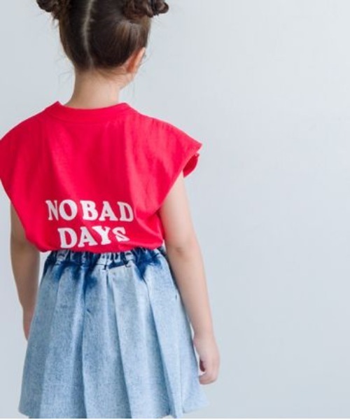 LOWRYS FARM（ローリーズファーム）の「プリントロゴタンクトップ　133373（タンクトップ・キッズ・ブラック/レッド/ホワイト/ブルー・110cm/120cm/130cm/140cm/150cm）」の4枚目の写真