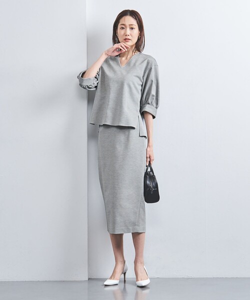 未使用級✨️UNITED ARROWS✨️Vネックパフスリーブブラウスホワイト⋈上品 UNITED ARROWS（ユナイテッドアローズ）の「Vネック