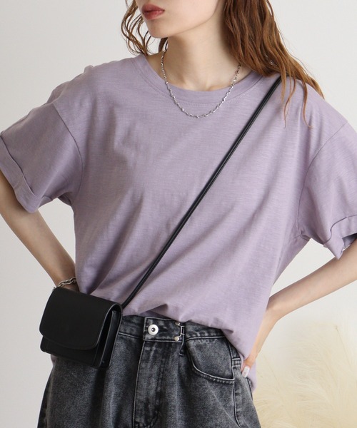 atONE(アットワン)の「オーバーサイズUネックTee(Tシャツ/カットソー・レディース・ネイビー/ブラック/ベージュ/カーキ/オフホワイト/ブルー系その他2/パープル系その他2/ピンク系その他3/ピンク系その他4/ブルー系その他/パープル系その他/モカ・L/M)」の9枚目の写真