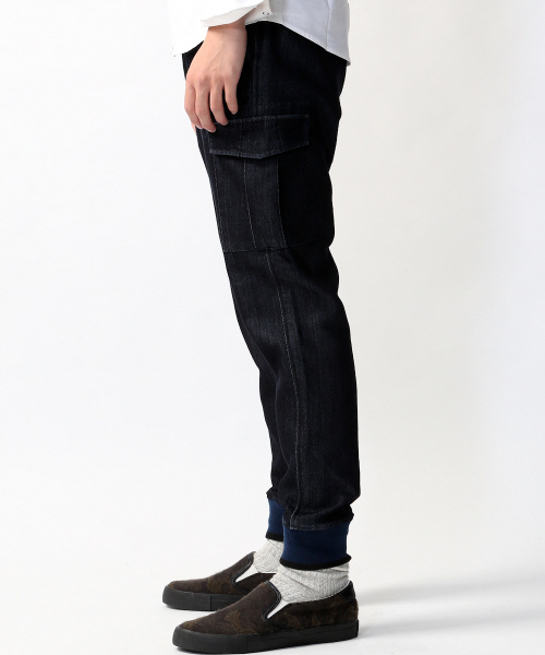 ABAHOUSE（アバハウス）の「ジョグデニムリブカーゴパンツ（カーゴパンツ・メンズ・インディゴブルー/チャコールグレー・2/3/1）」の3枚目の写真