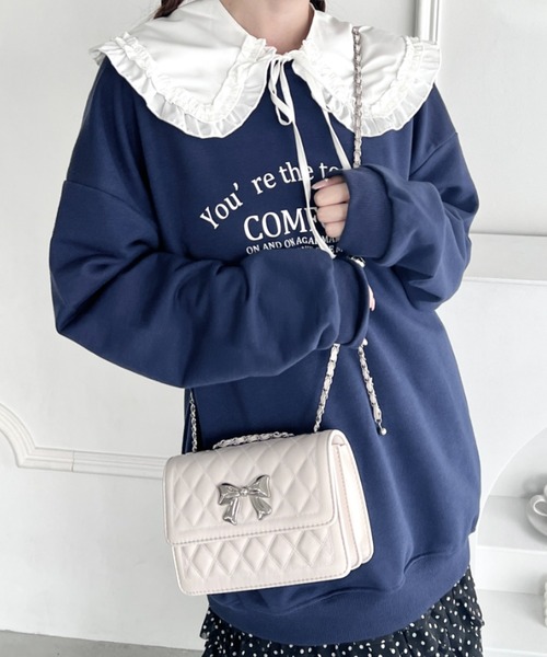Loueme(ルエム)の「メタルリボンキルティングチェーンバッグ(ショルダーバッグ・レディース・ブラック/シルバー/ピンク/アイボリー・FREE)」の6枚目の写真