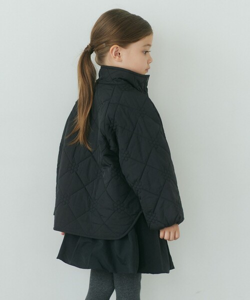 green label relaxing（グリーンレーベルリラクシング）の「フラワーキルト ブルゾン / キッズ 100cm-130cm（ブルゾン・キッズ・ブラック/ライトブルー/イエロー/ナチュラル・100cm/110cm/120cm/130cm）」の8枚目の写真