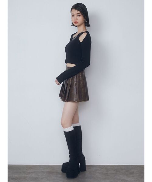 EMODA(エモダ)の「スキンラインニット(ニット/セーター・レディース・ブルー/グレー/ブラック/アイボリー・FREE)」の10枚目の写真